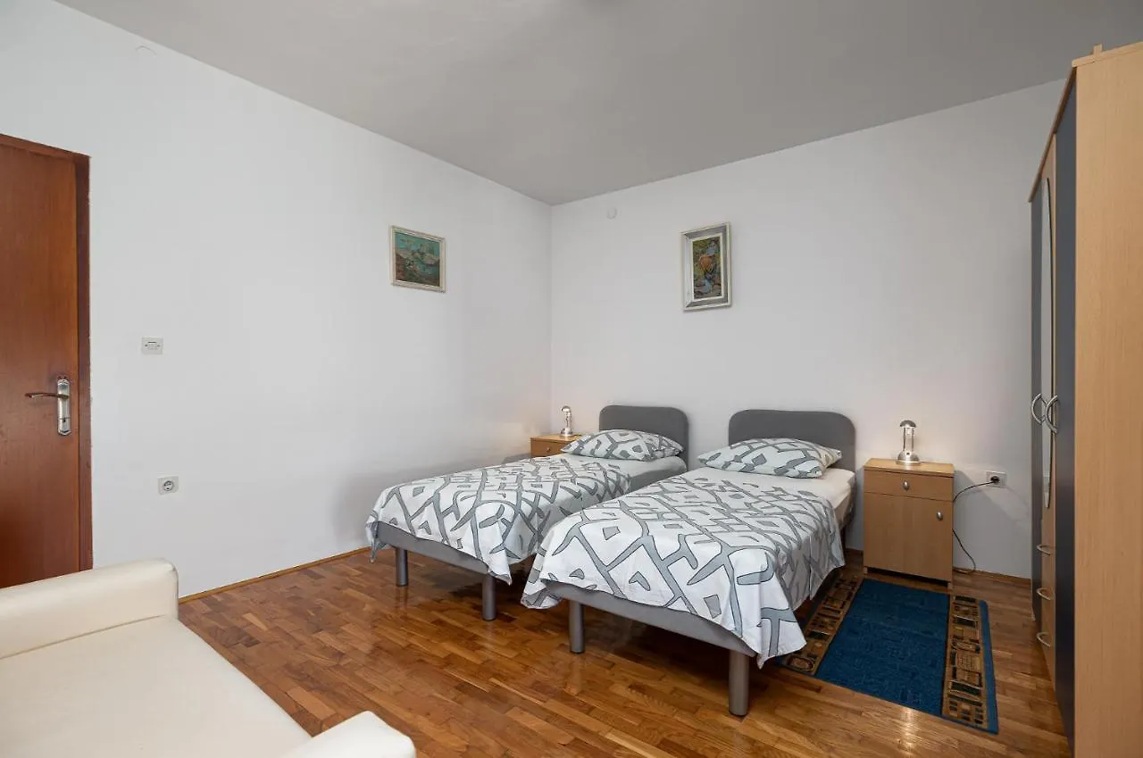 Appartamento Dvi Ulike Labinci